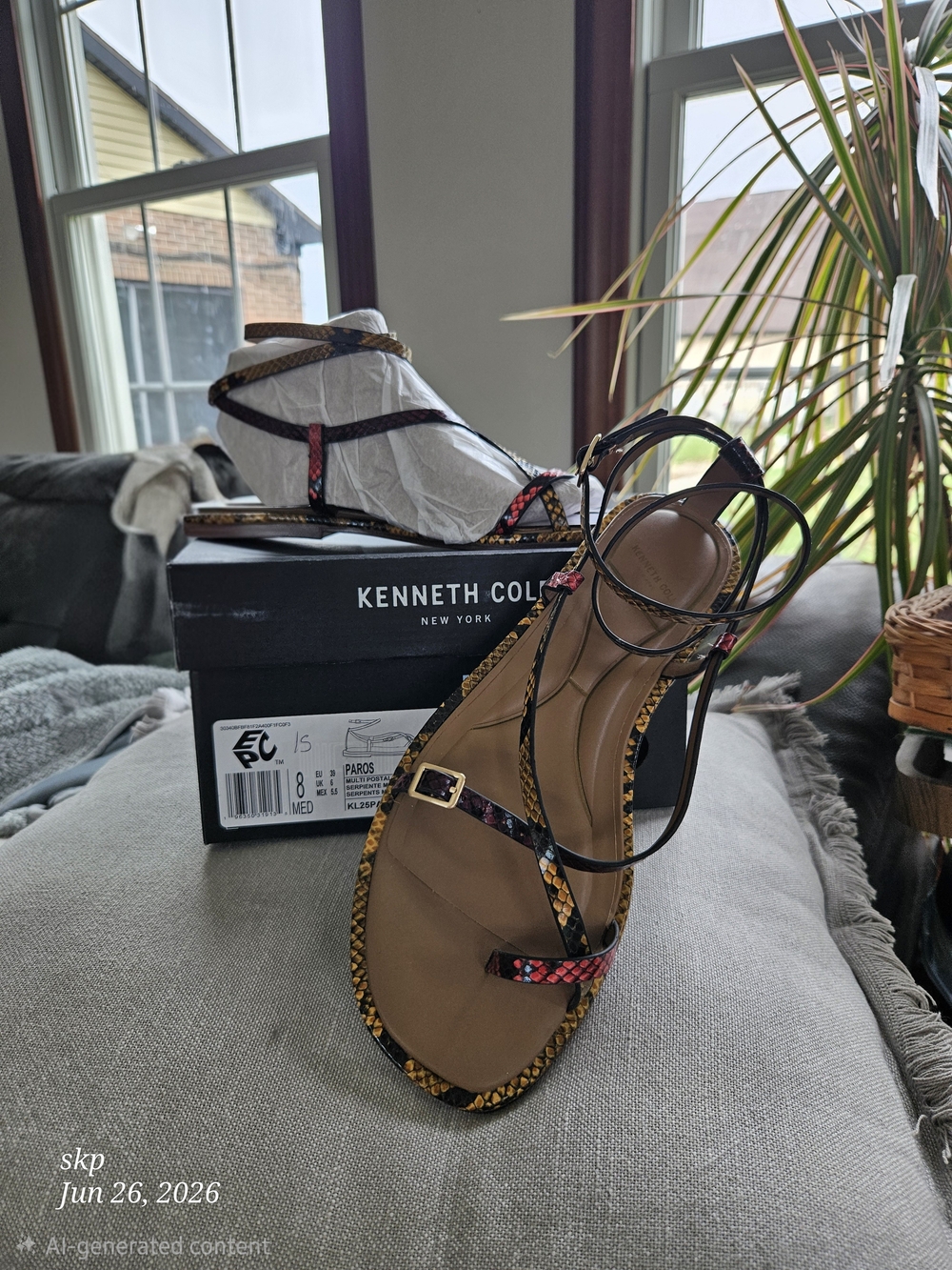 Kenneth Cole Women’s Paros Brown Multi Snake-Print Strappy Sandals NIB 8